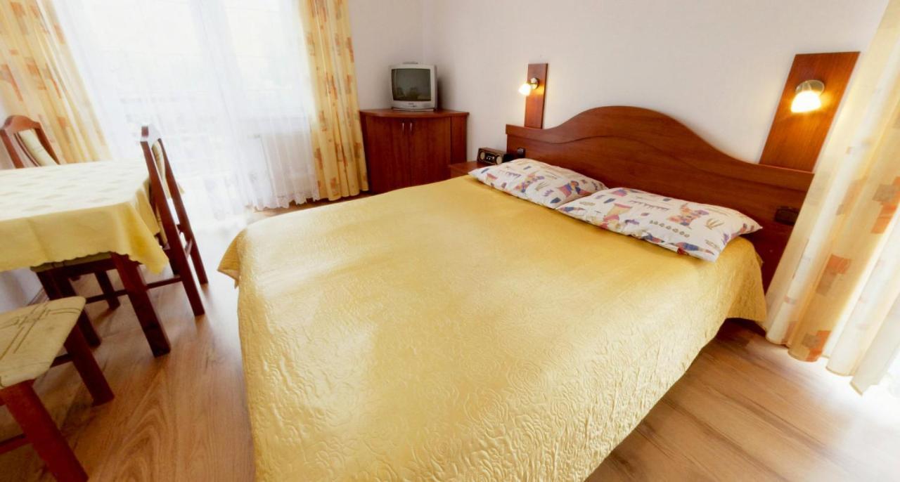 Ośrodek Madamaku Hotel Sianozety Bagian luar foto