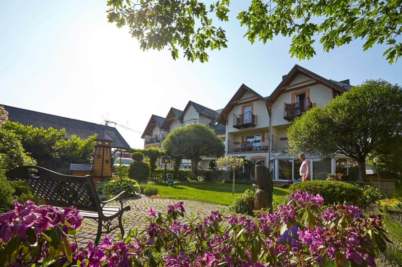 Ośrodek Madamaku Hotel Sianozety Bagian luar foto